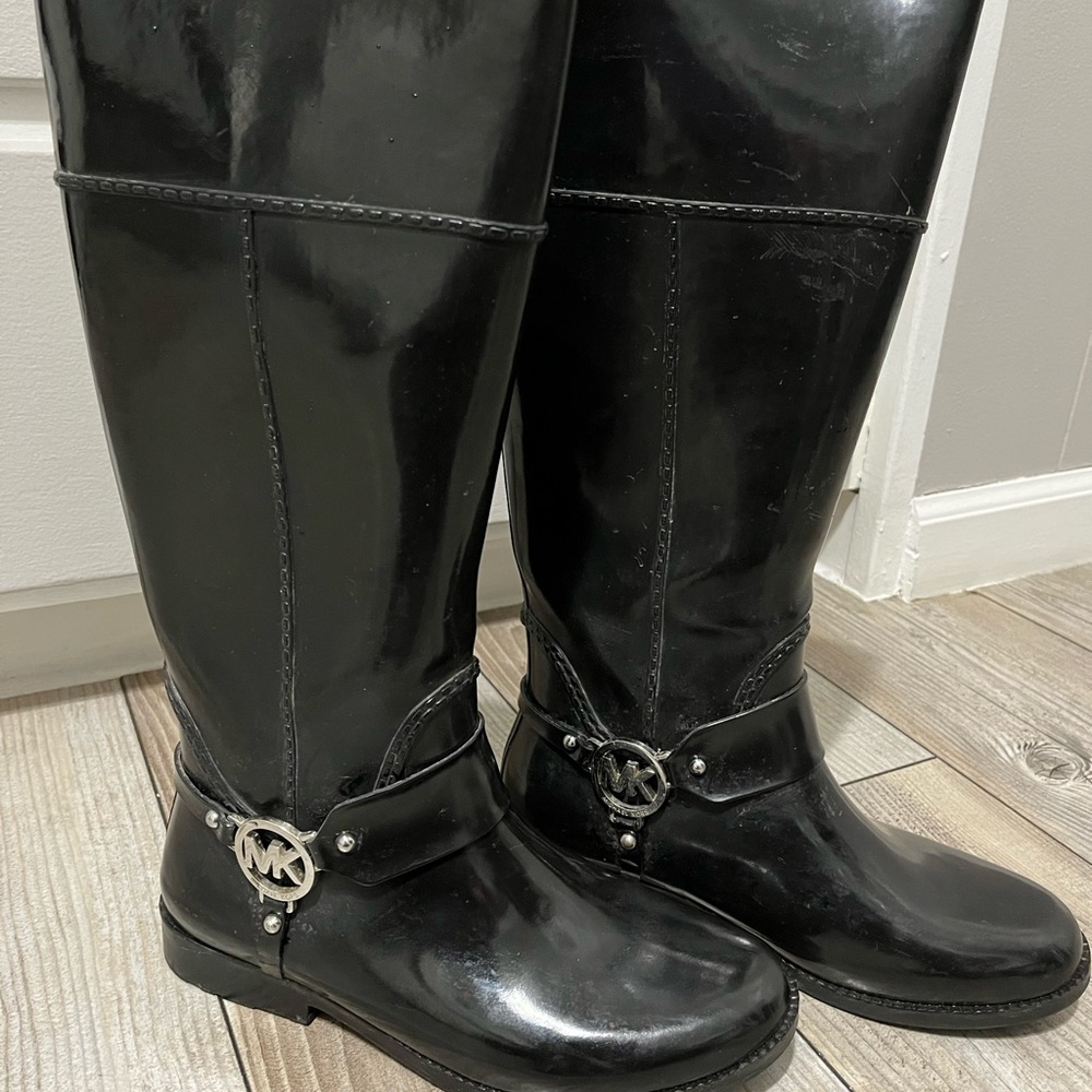 Michael Kors Tall Rainboots - Womens; Color: Black; Size: 8
